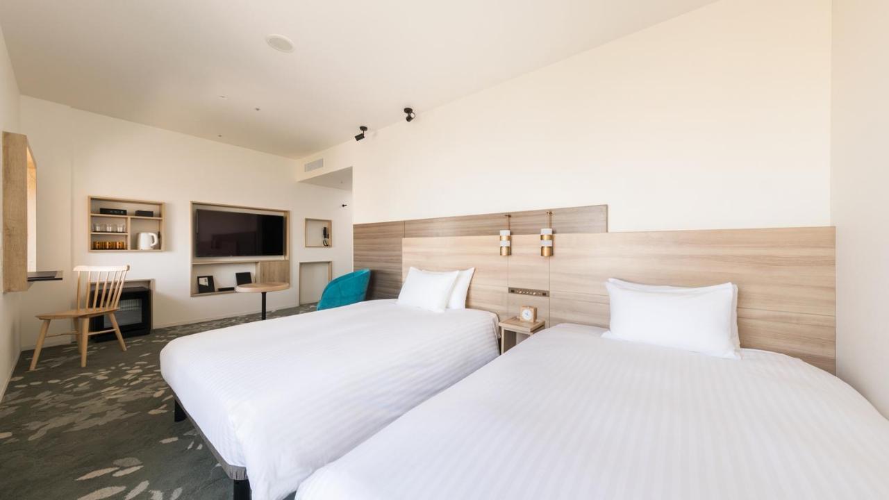 Jr East Hotel Mets Premier Tokyo Bay Shinkiba Экстерьер фото